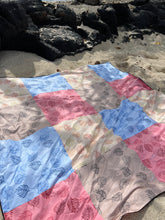 Load image into Gallery viewer, Quick Dry Towel Blanket - Quilt